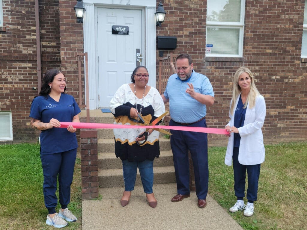 Avitas Med Spa Ribbon Cutting