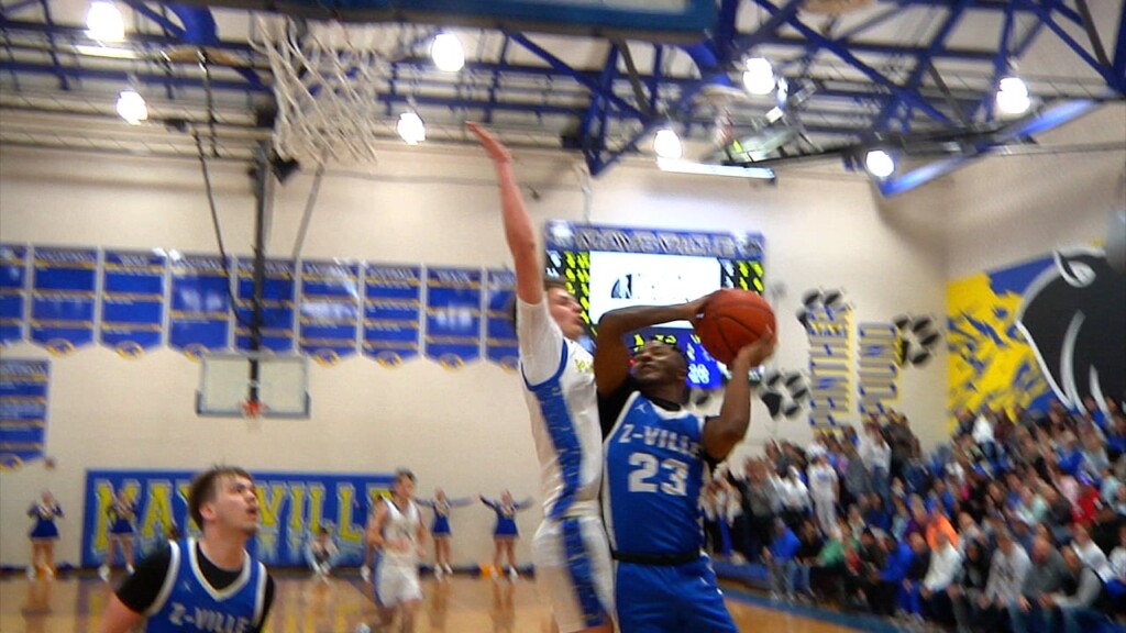 Maysville Tops Zanesville In Boys Basketball