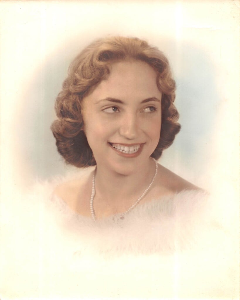 Cullins Mary