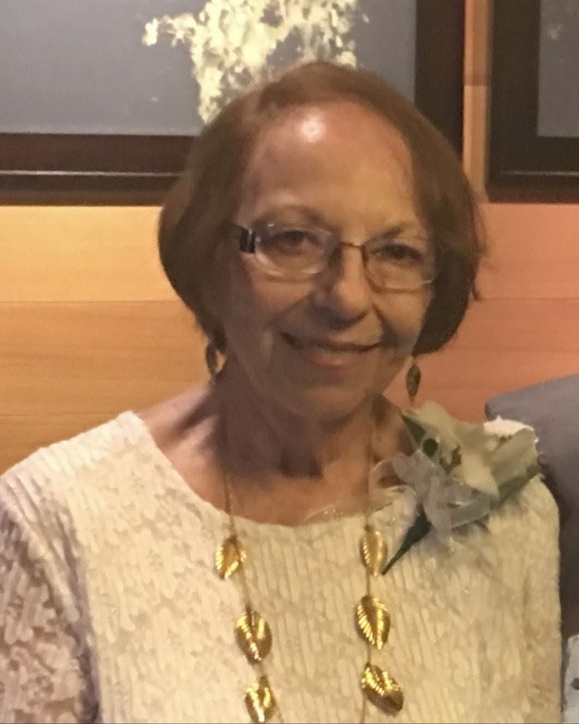 Mary Lou Hinton