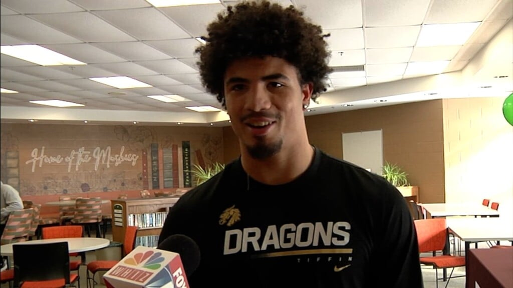 Reese Metzger College Signing