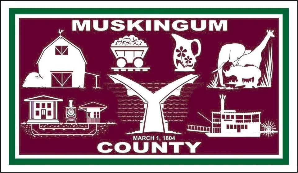 The current Muskingum County flag which has been the official flag of the county since 2002.