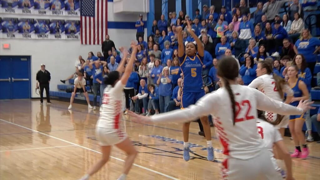 2 28 26 Zanesville Vs New Philadelphia Bbb00 01 50 16still001