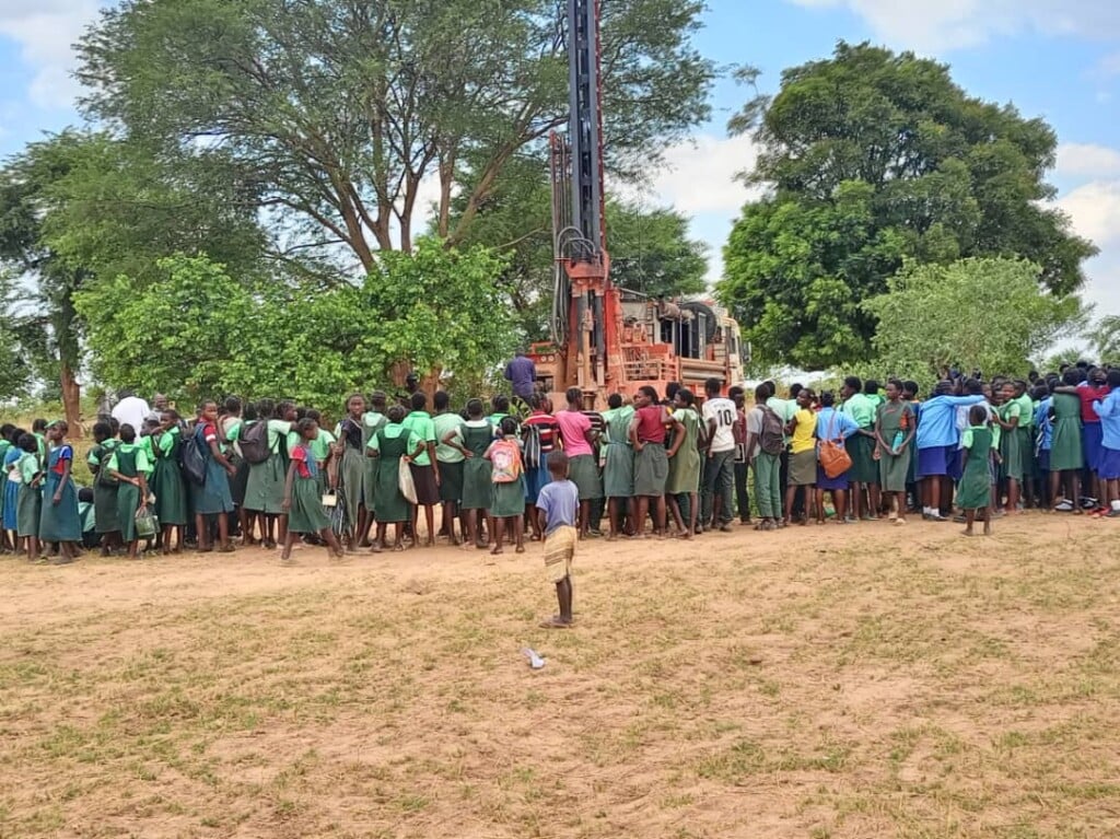 Simundivwi 112423 Community 2