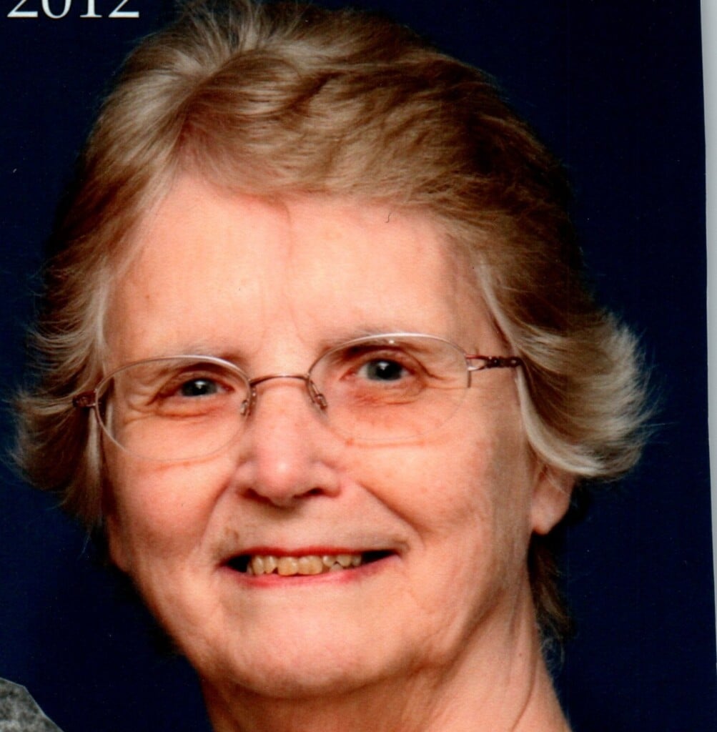 Strouse Sue Photo Crop1